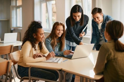 Group of students with their teacher